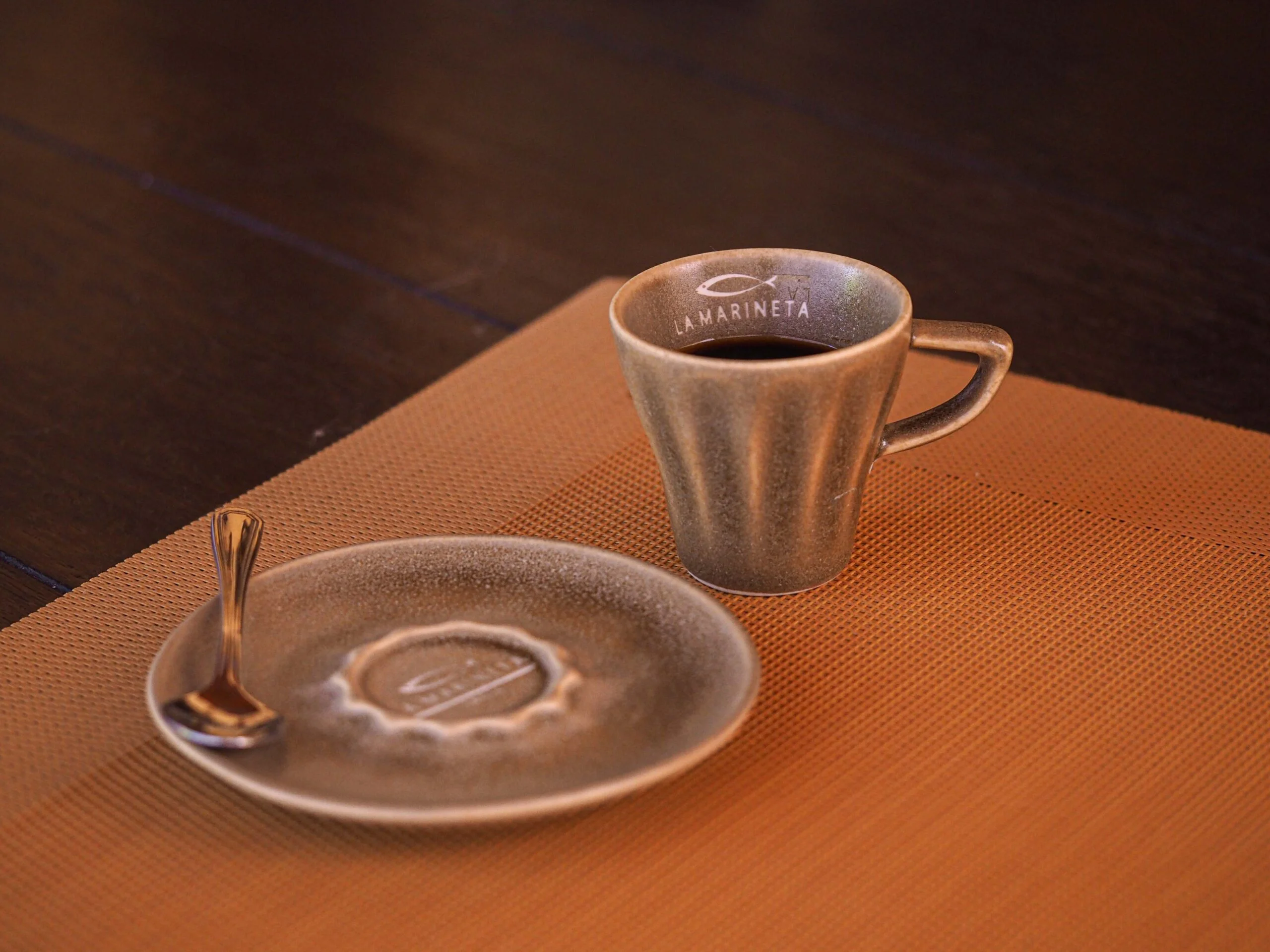 Mug and Cut Plate - Image 2